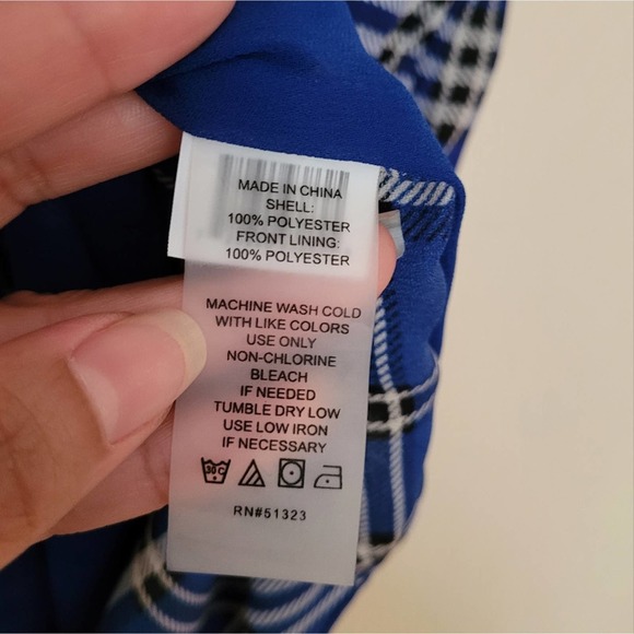 Vince Camuto Women's Extend Shoulder Highland Plaid Size Small - Picture 7 of 7